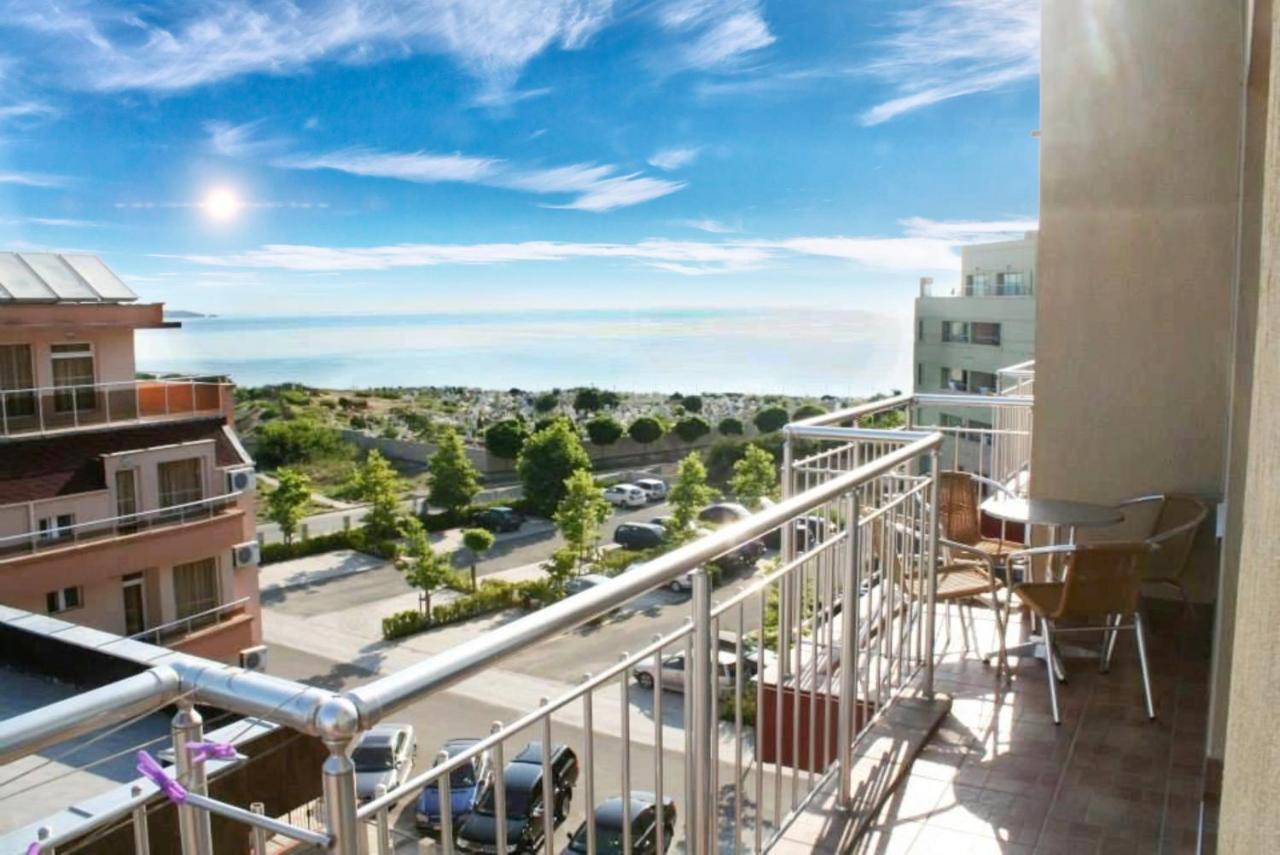 Appartamento Golden View Przy Samym Morzu Plazy Primorsko Esterno foto